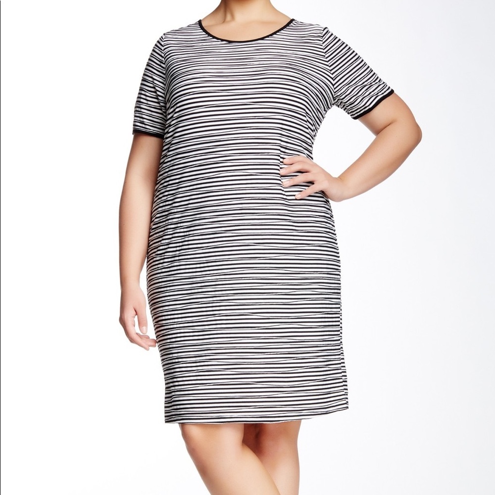 Vince Camuto Short Sleeve Texture Stripe Dress